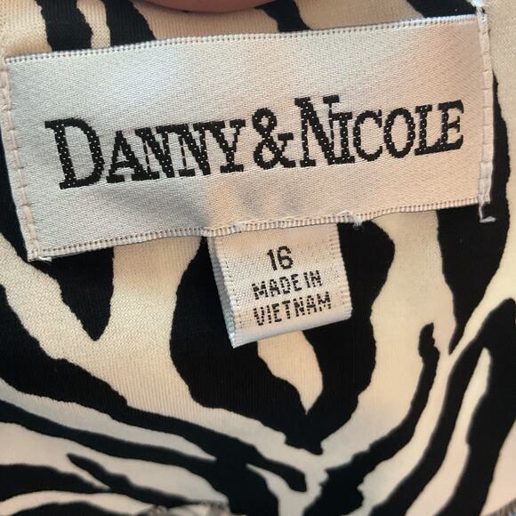 Danny & Nicole Animal Print Sleeveless Jersey Dress Plus 16 - Picture 3 of 6